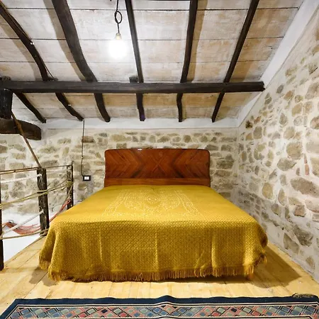 Hébergement de vacances La Pergola *