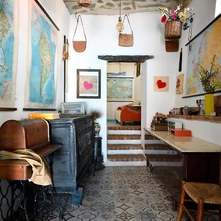 La Pergola Holiday home Gergei